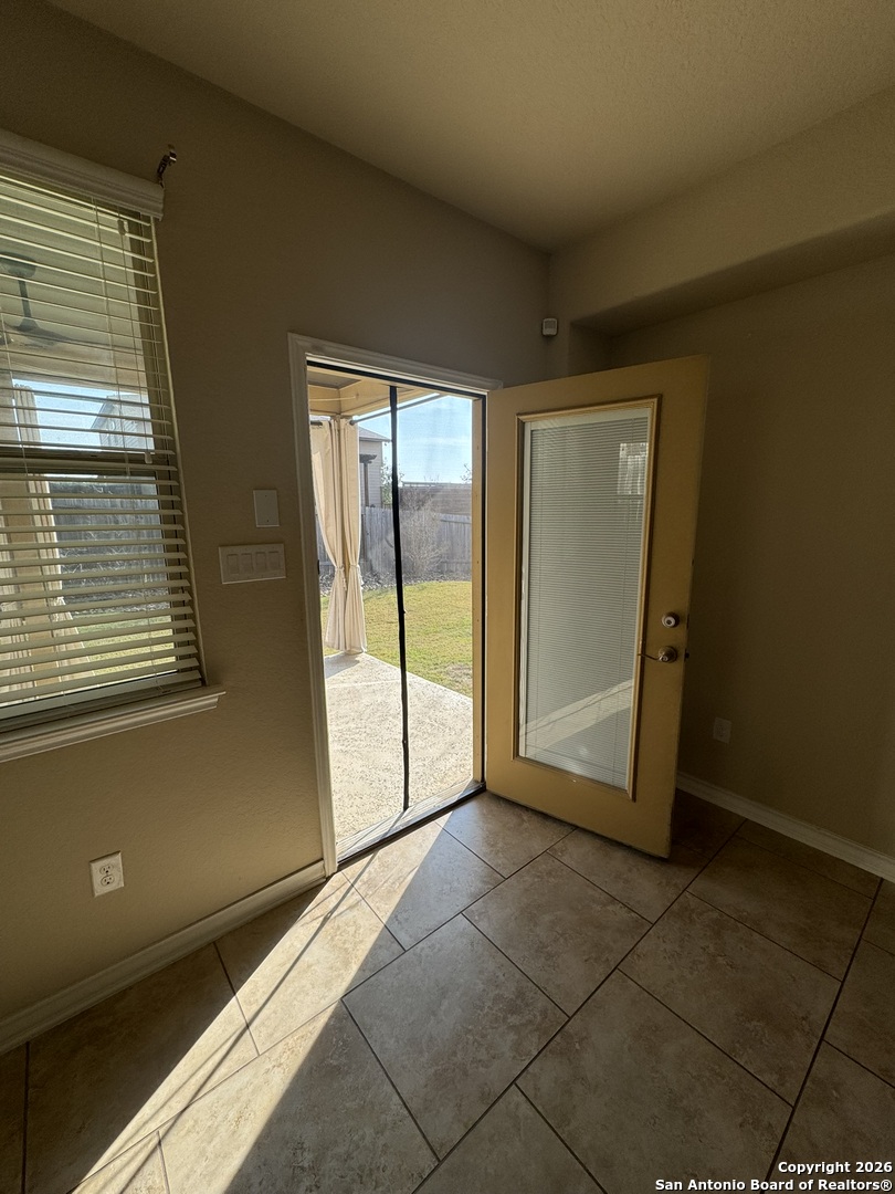 property viewer photo 13