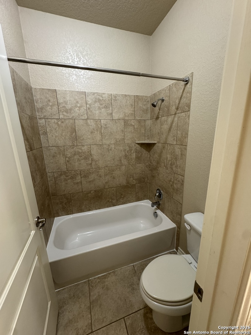property viewer photo 15