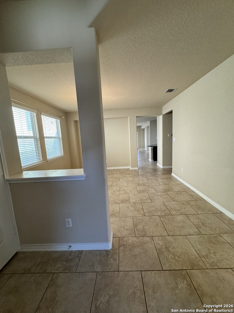 property viewer photo 9