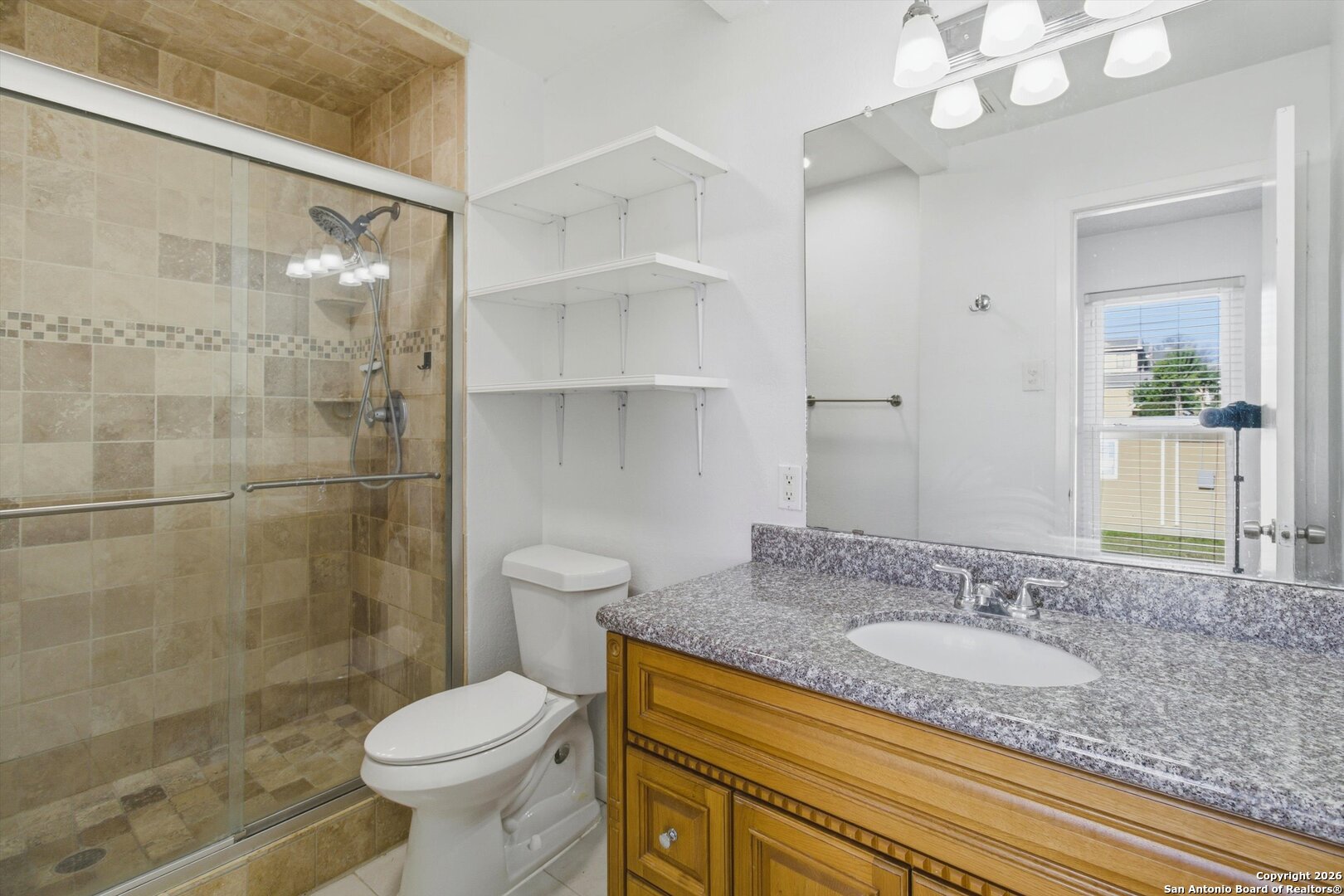 property viewer photo 10