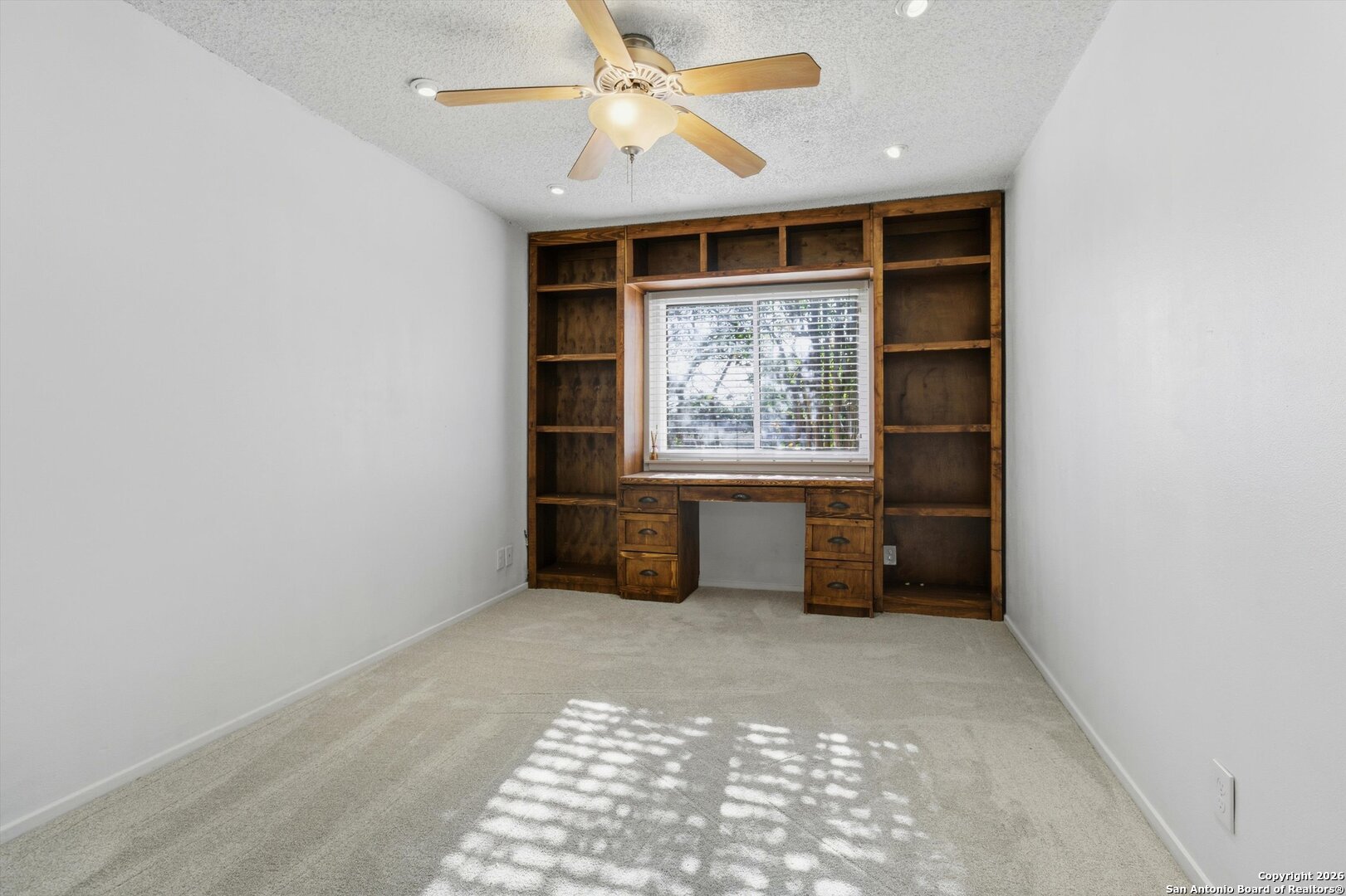 property viewer photo 11