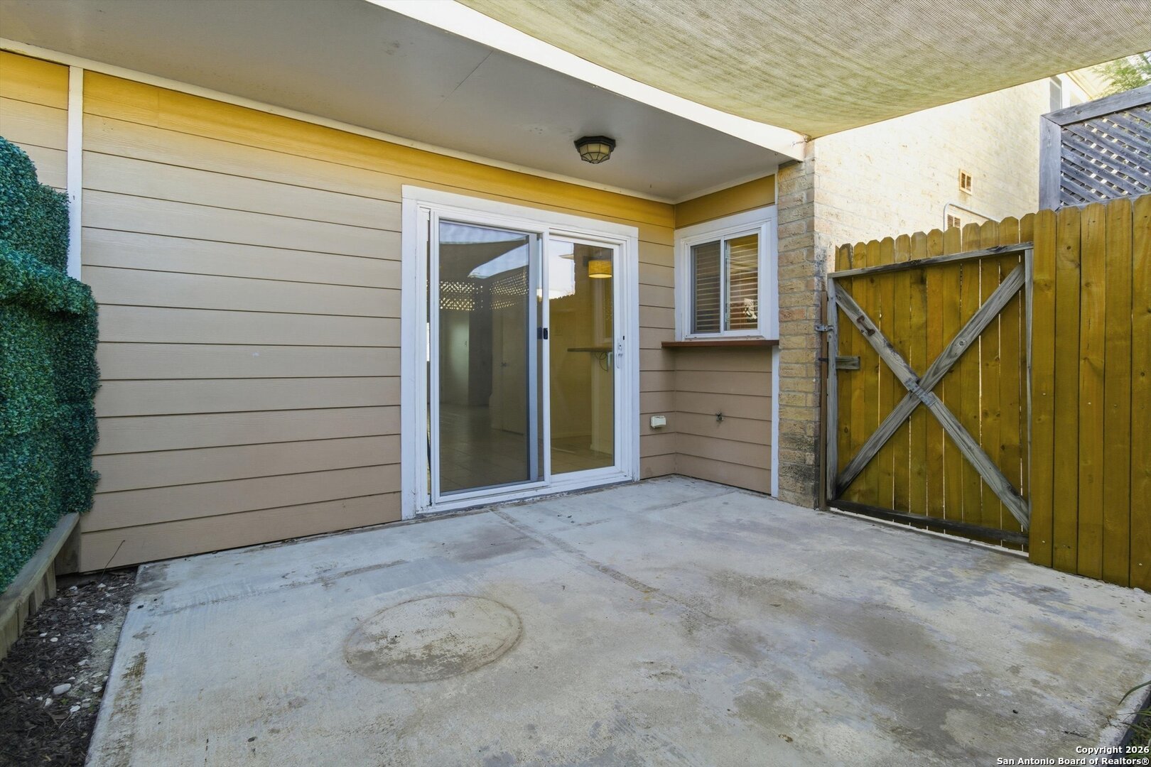 property viewer photo 17