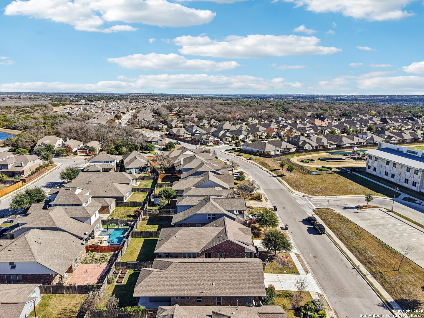 main property photo 50
