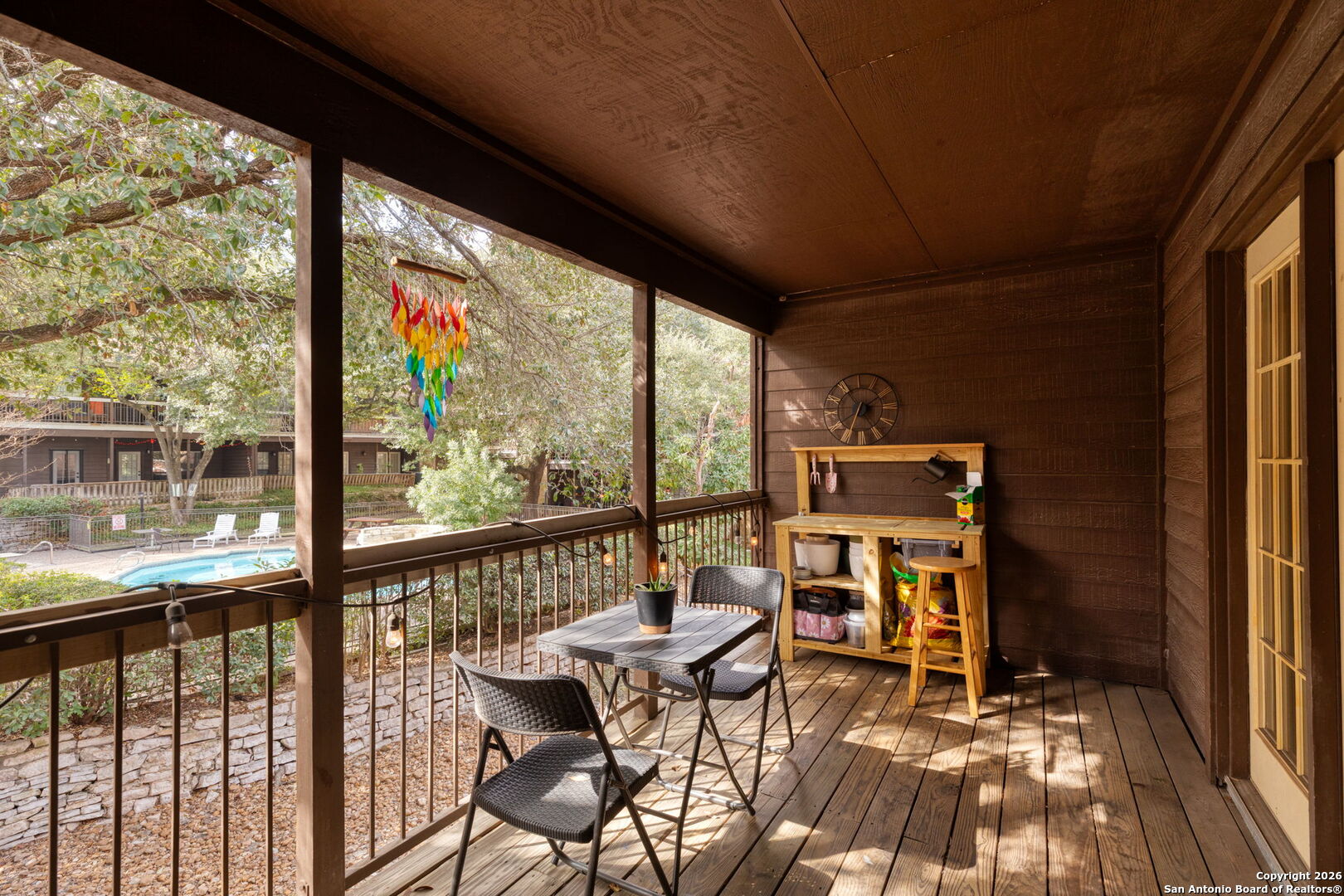 property viewer photo 6