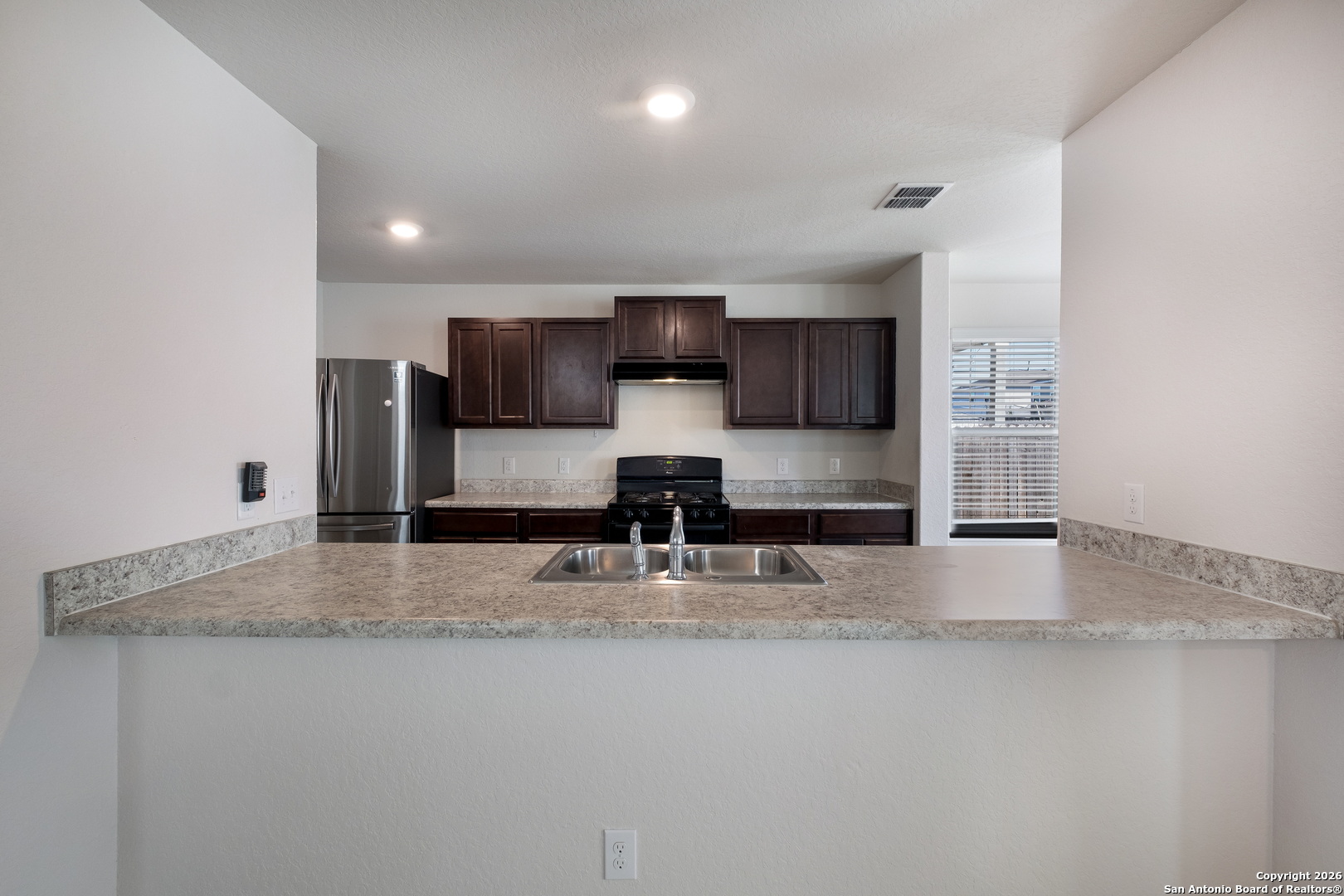 property viewer photo 6