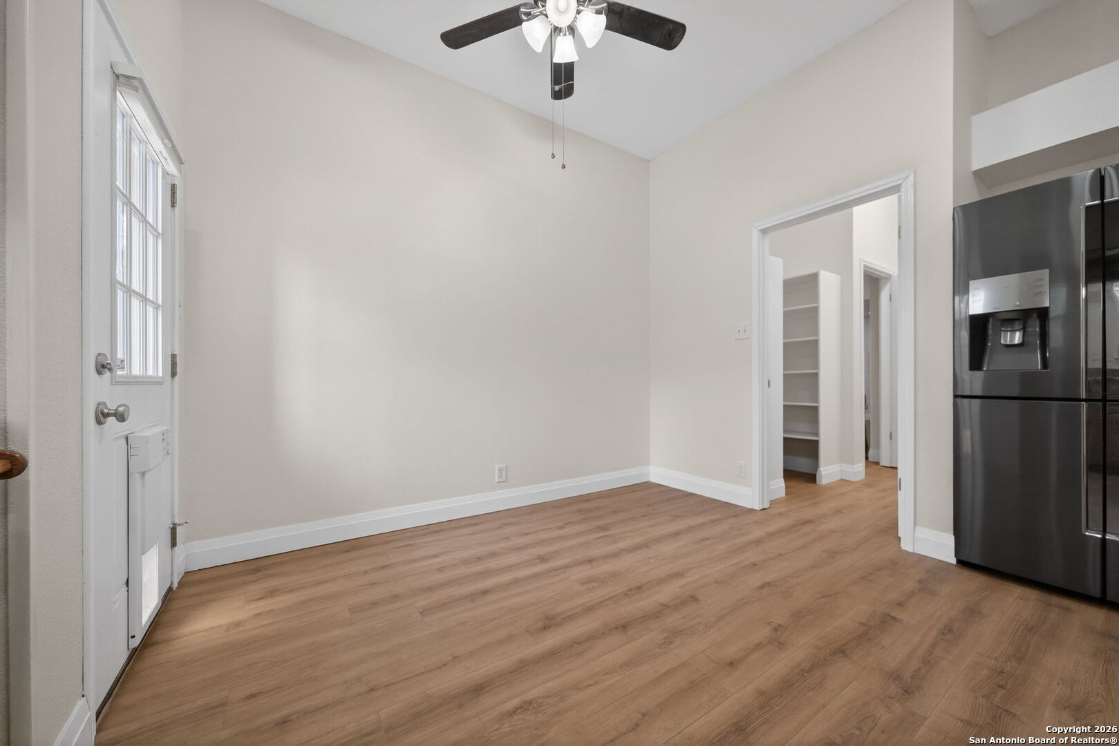 property viewer photo 12