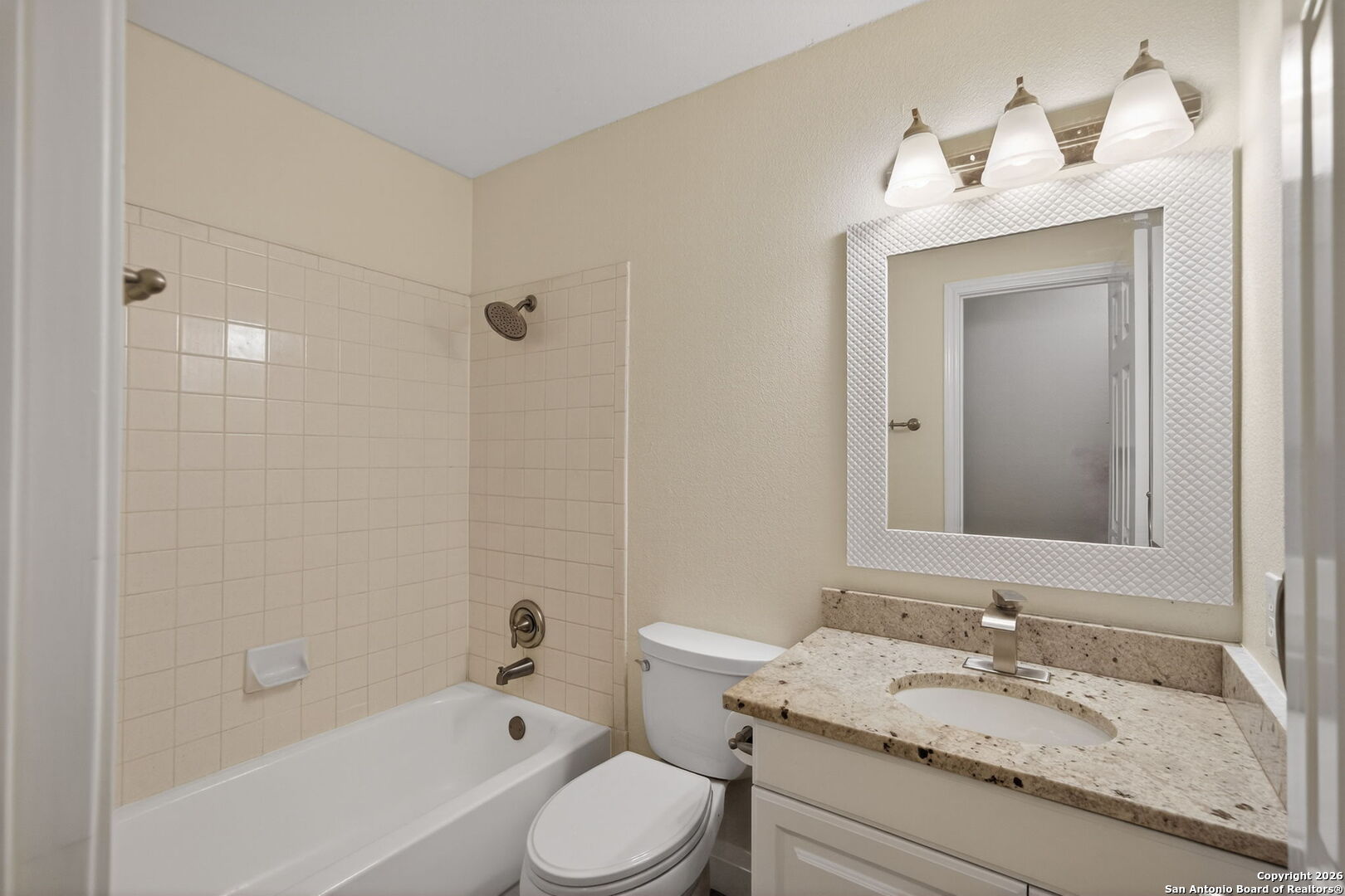 property viewer photo 19