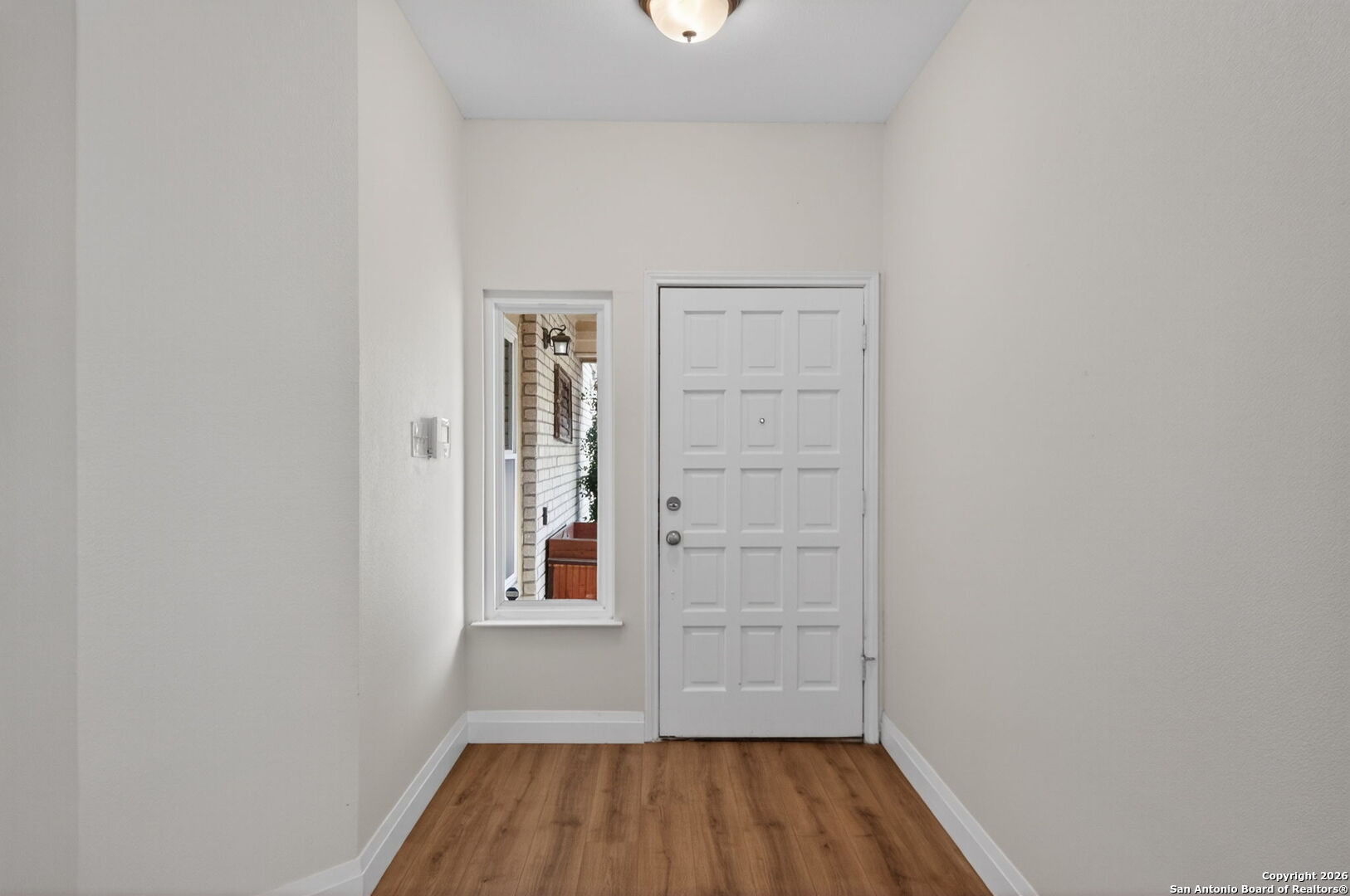property viewer photo 3