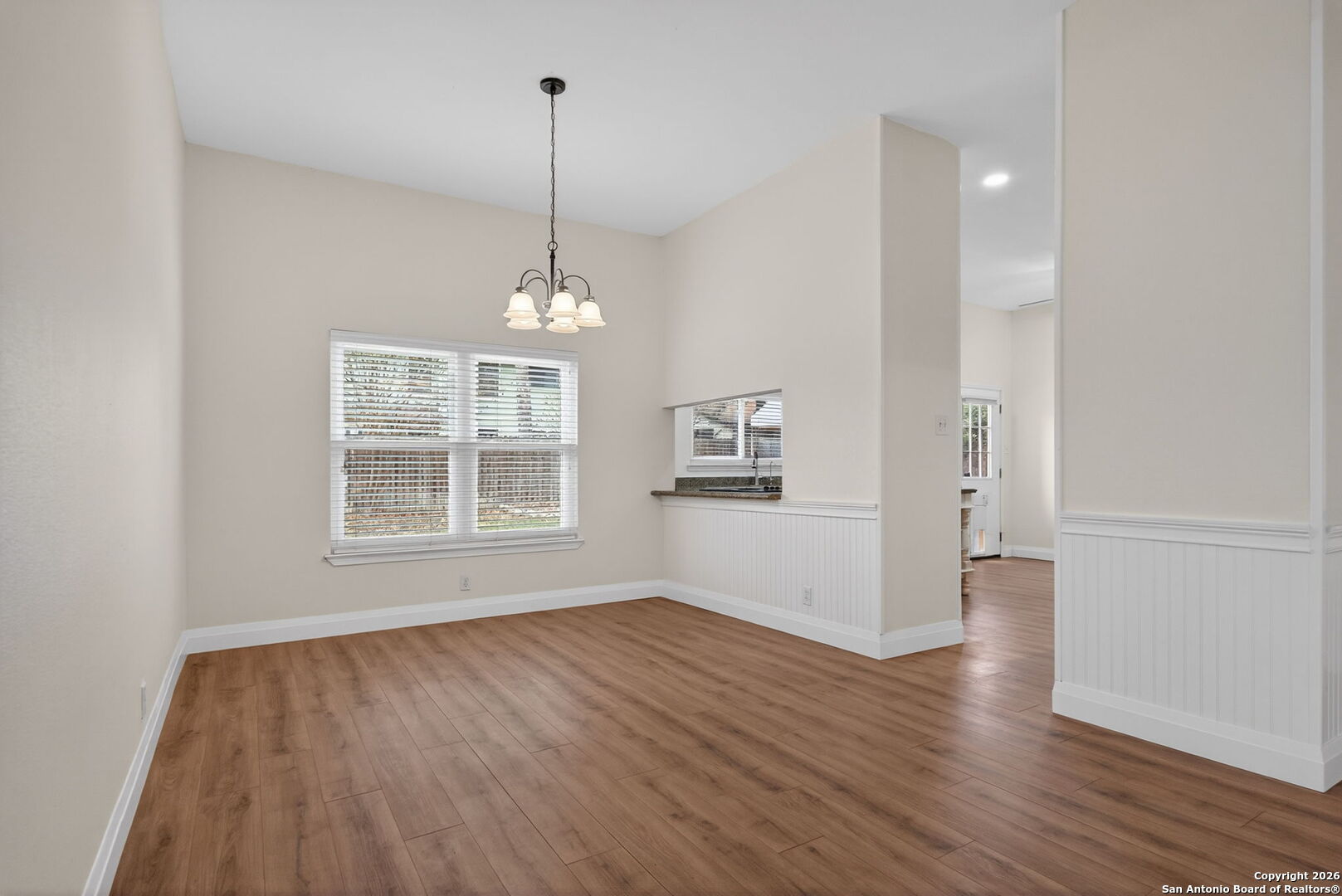 property viewer photo 8