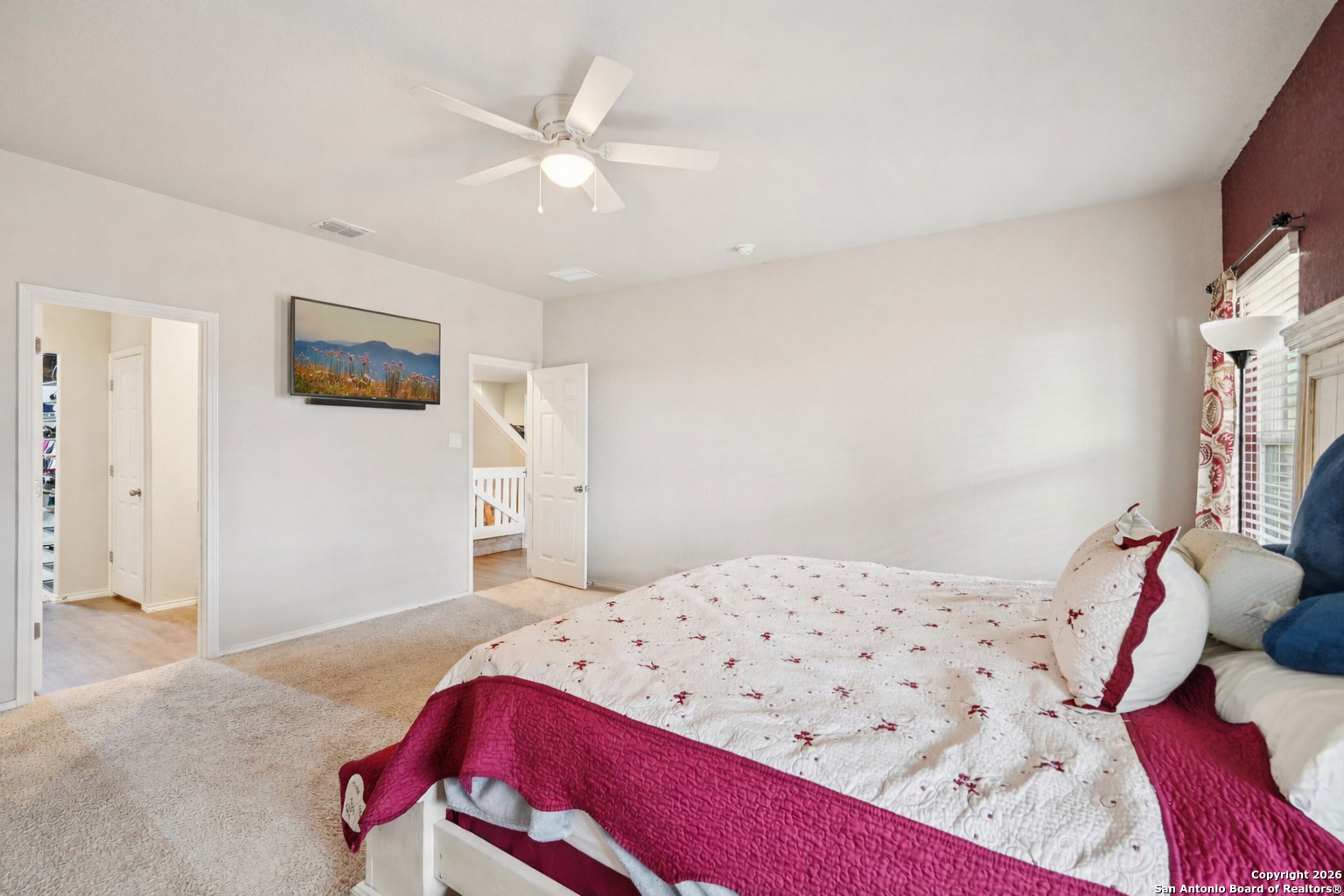 property viewer photo 13