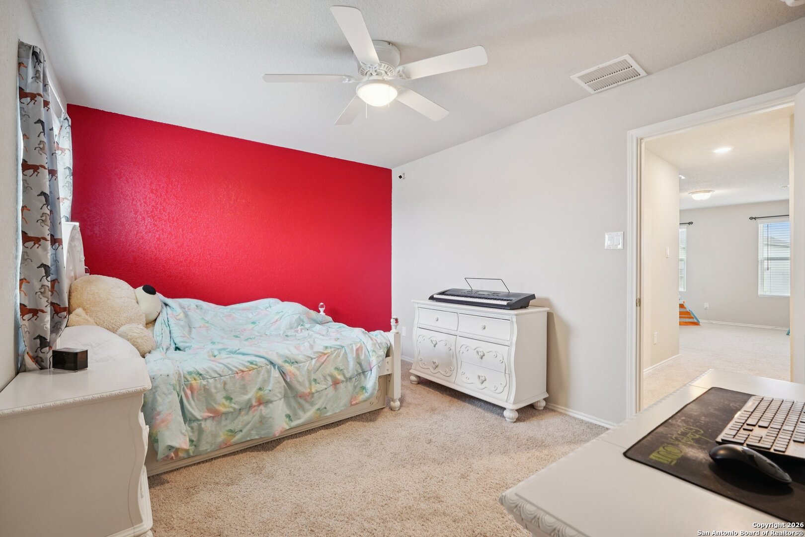 property viewer photo 20