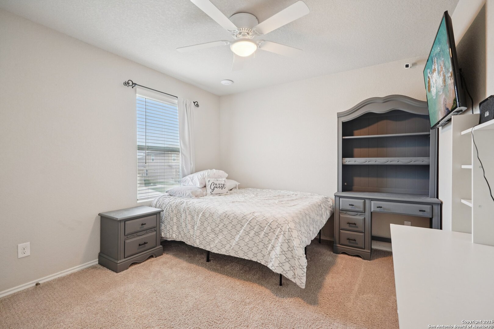 property viewer photo 22
