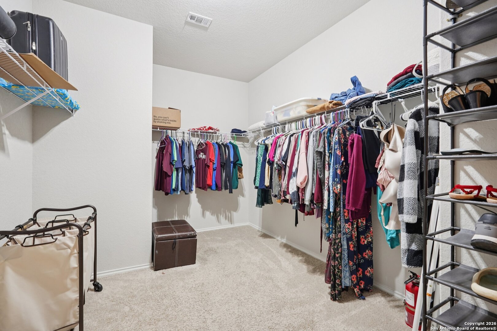 property viewer photo 30