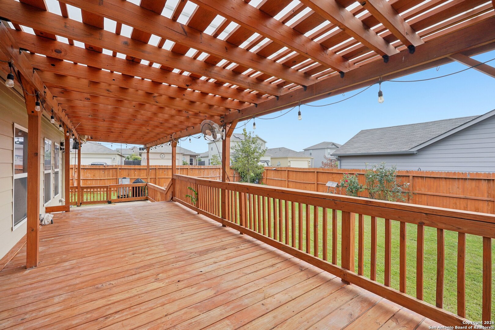 property viewer photo 35