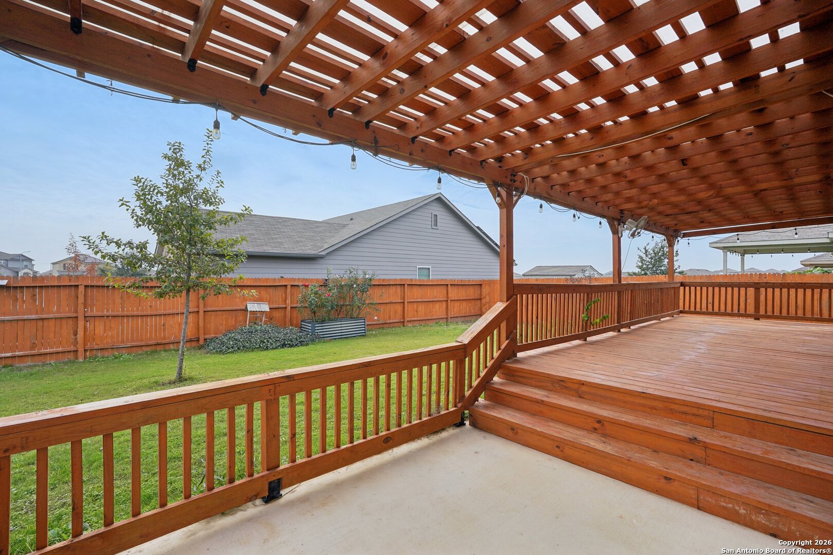 property viewer photo 36