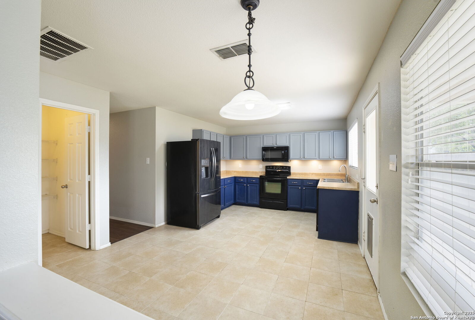 property viewer photo 14
