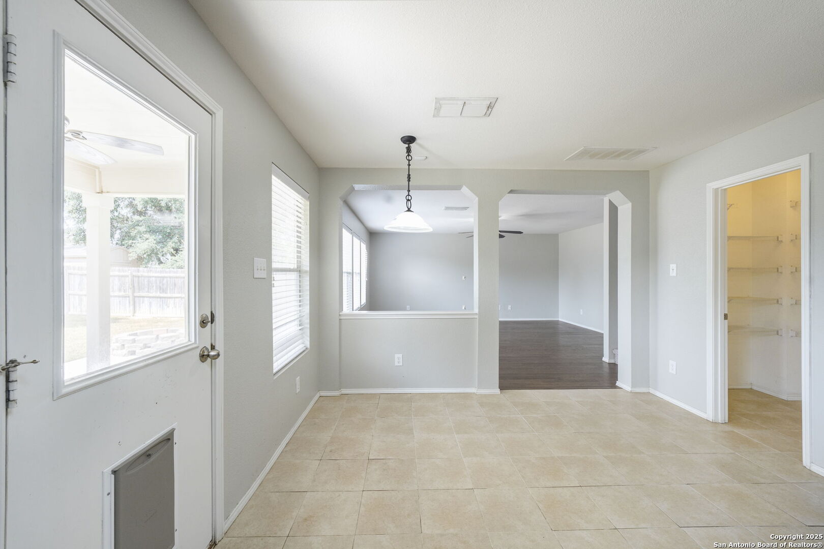 property viewer photo 19