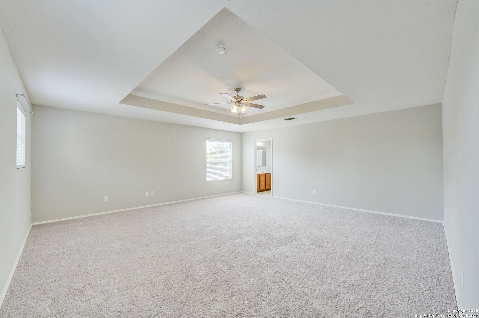 property viewer photo 29