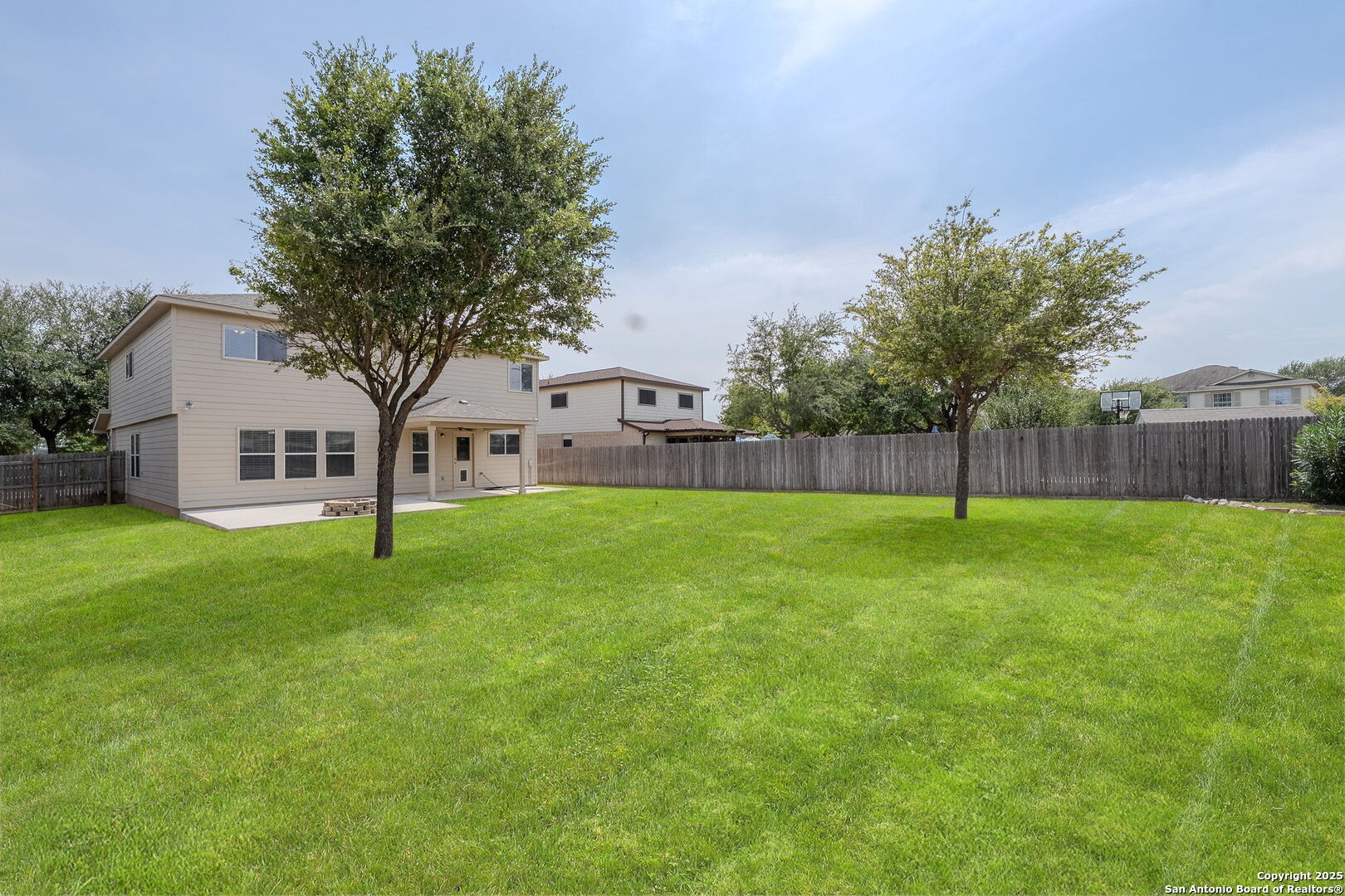 property viewer photo 41