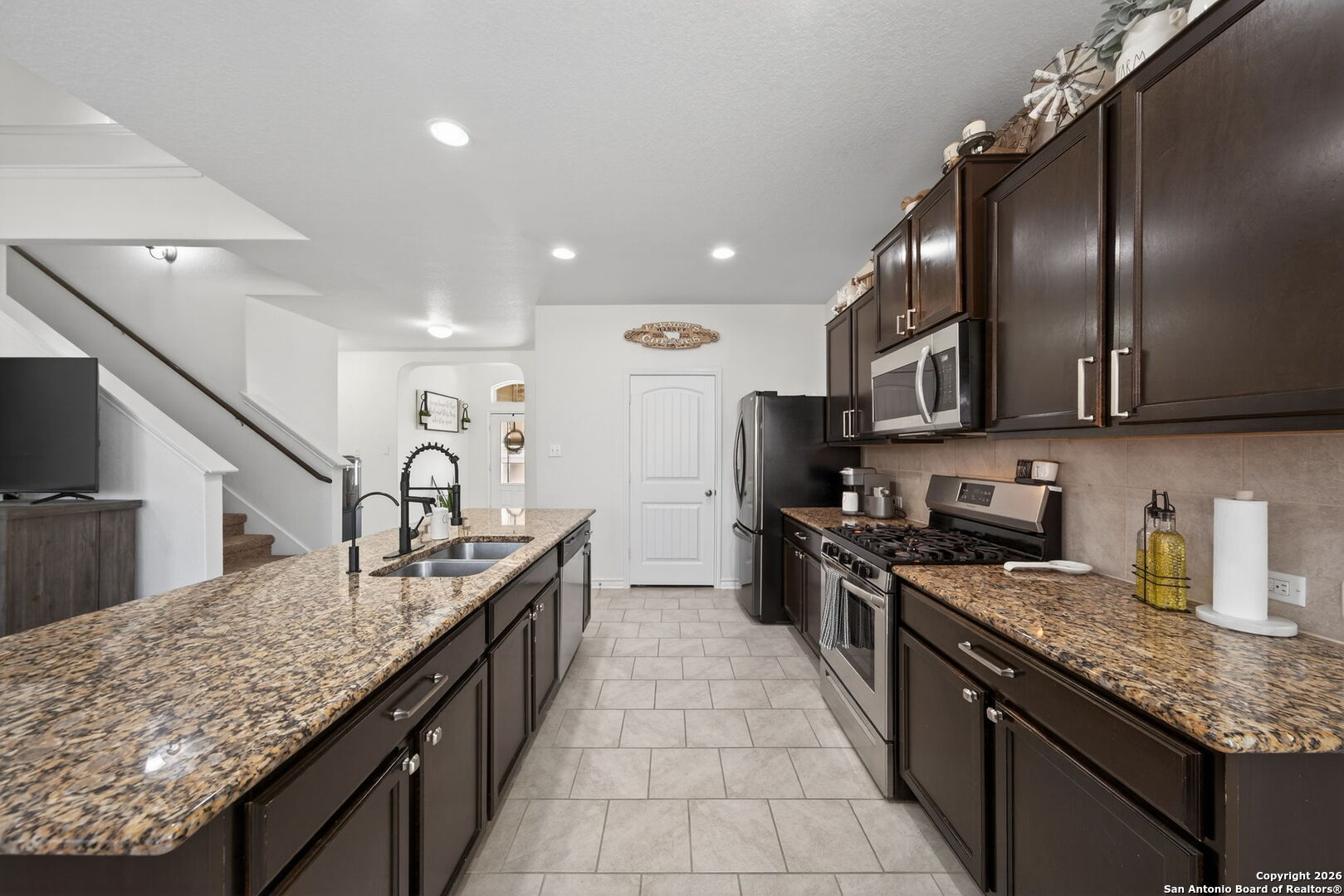 property viewer photo 13