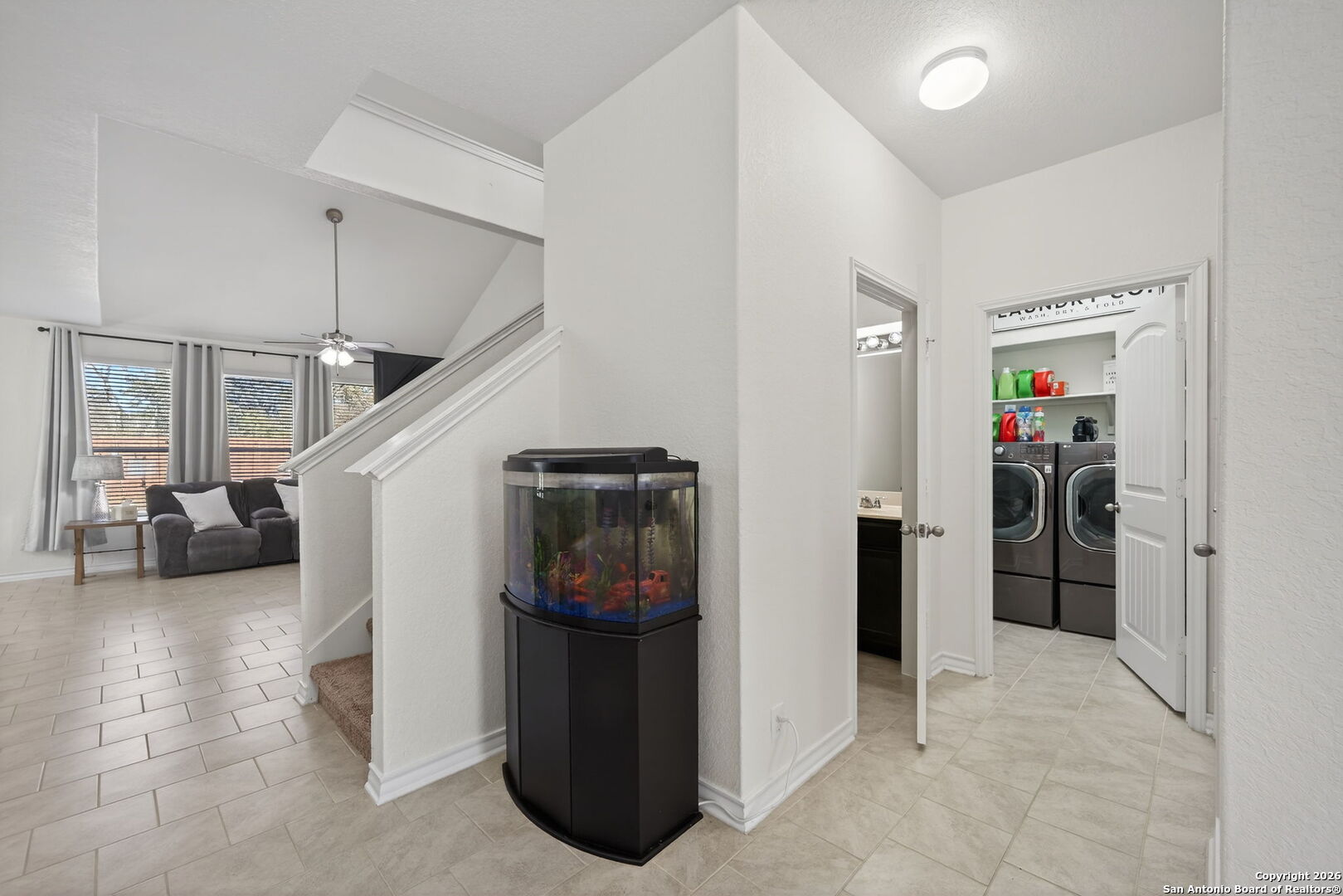 property viewer photo 6