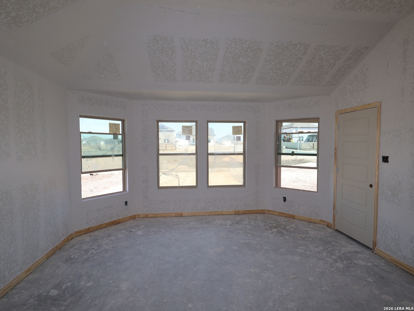property viewer photo 20