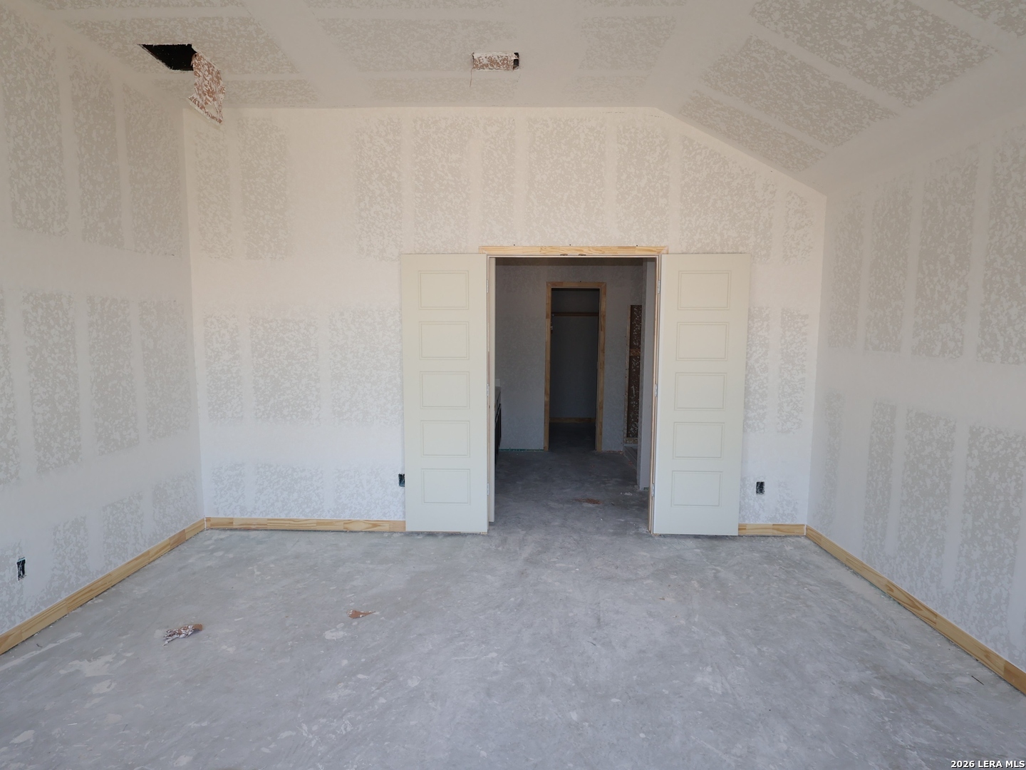property viewer photo 21