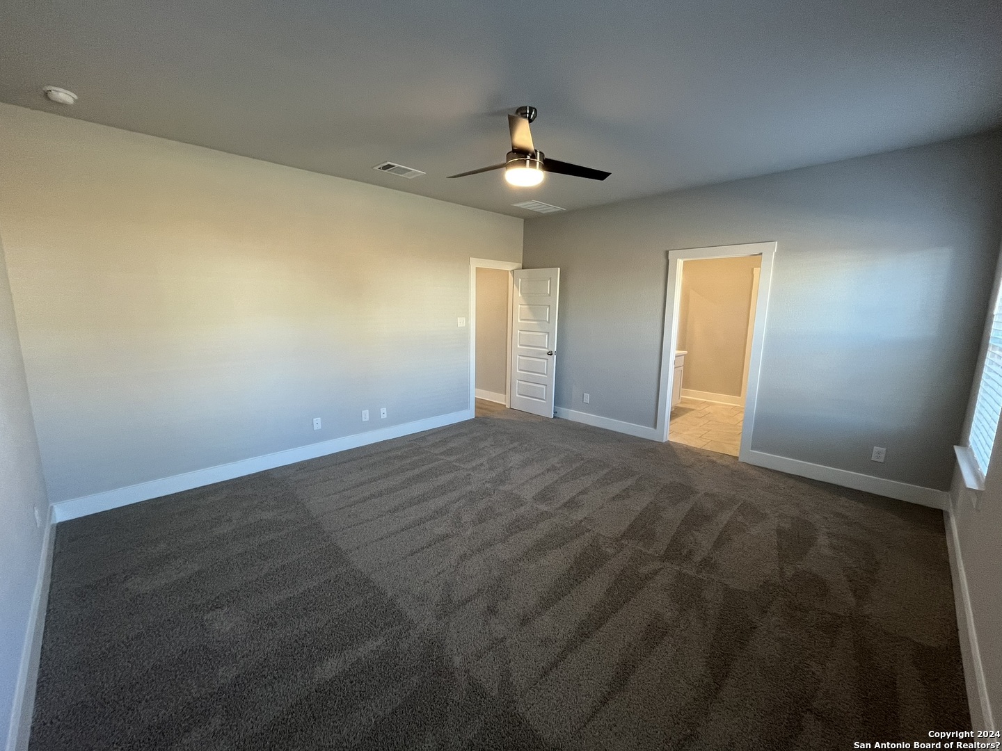 property viewer photo 11