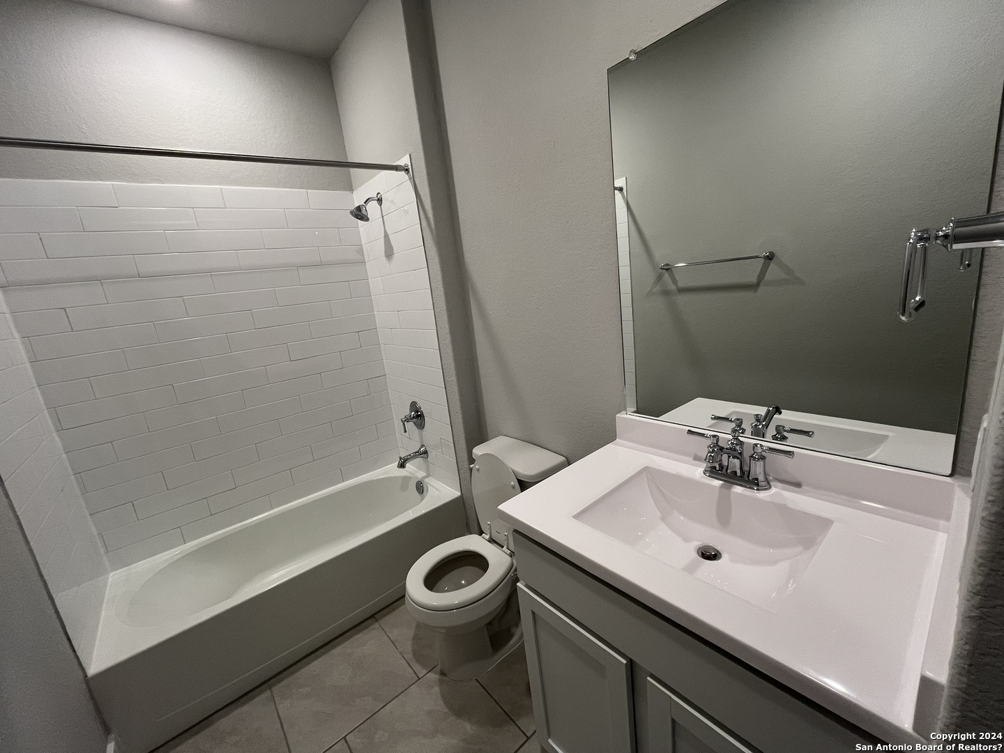 property viewer photo 17