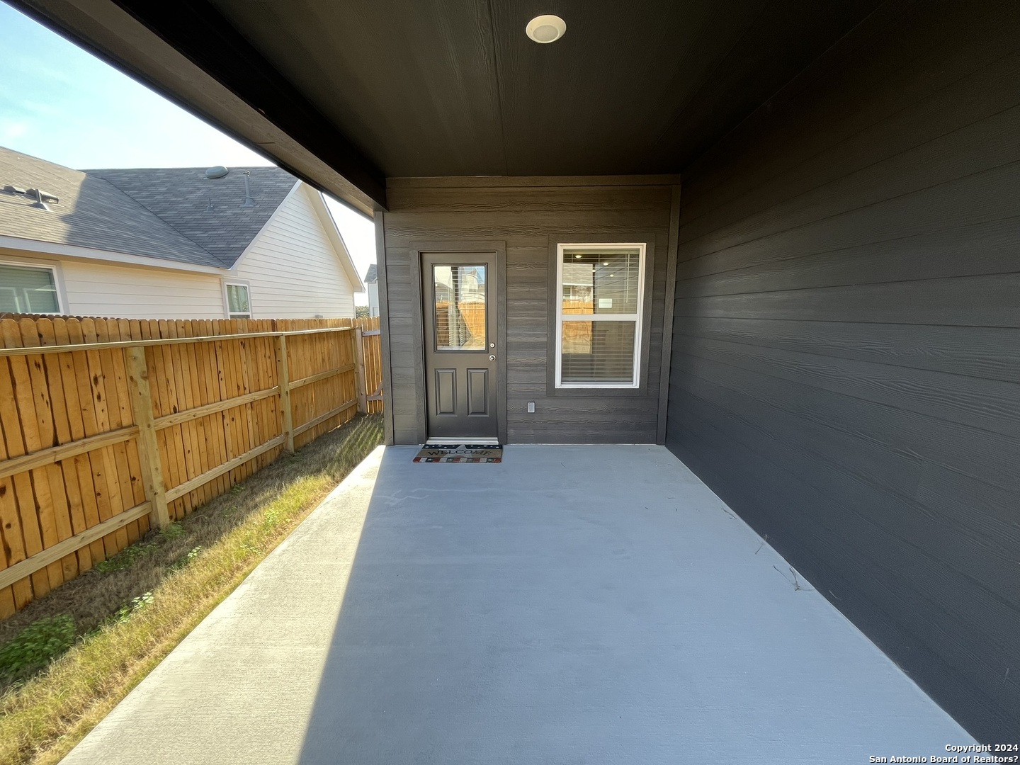 property viewer photo 38