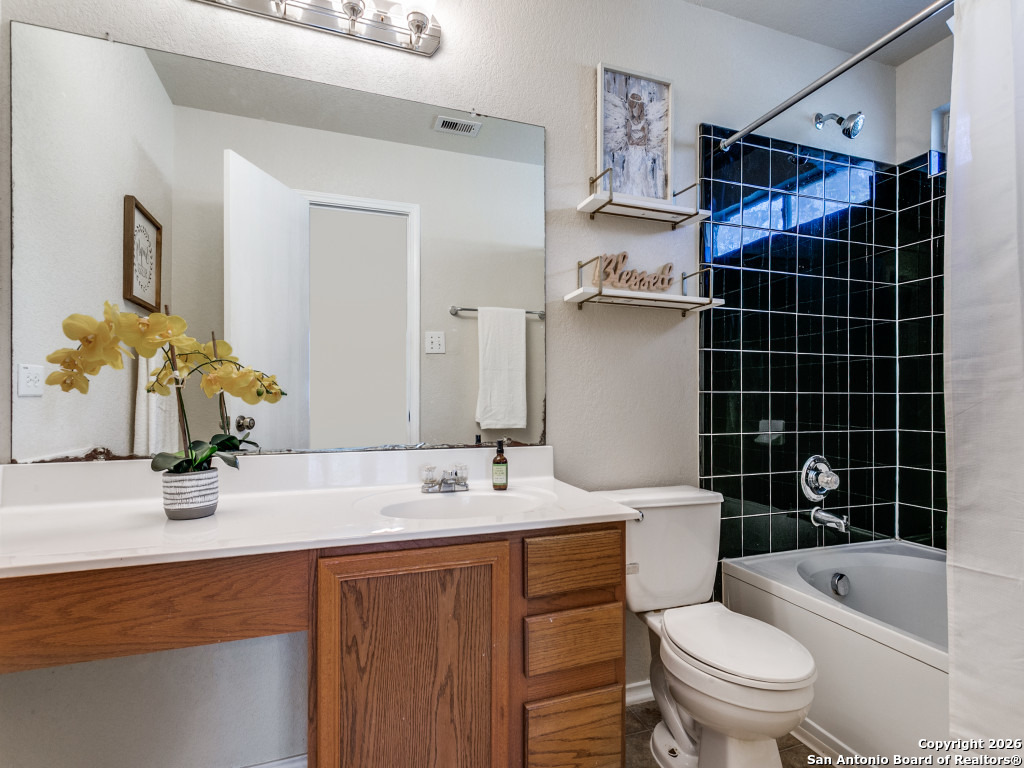 property viewer photo 13