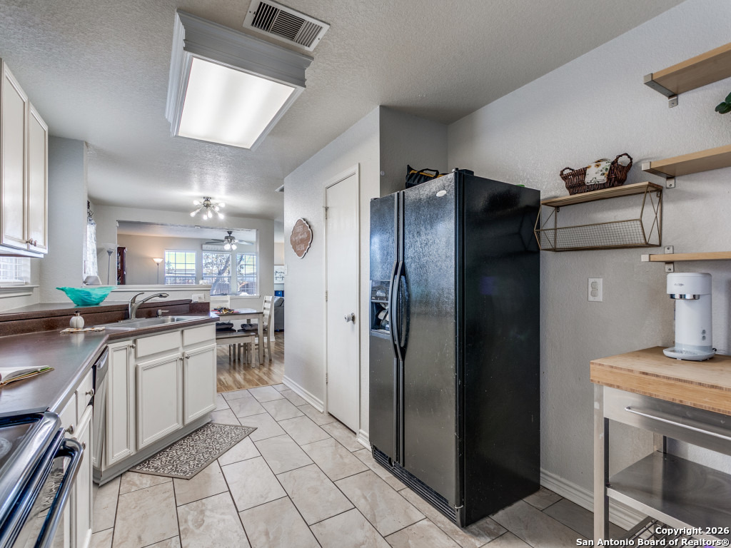 property viewer photo 5