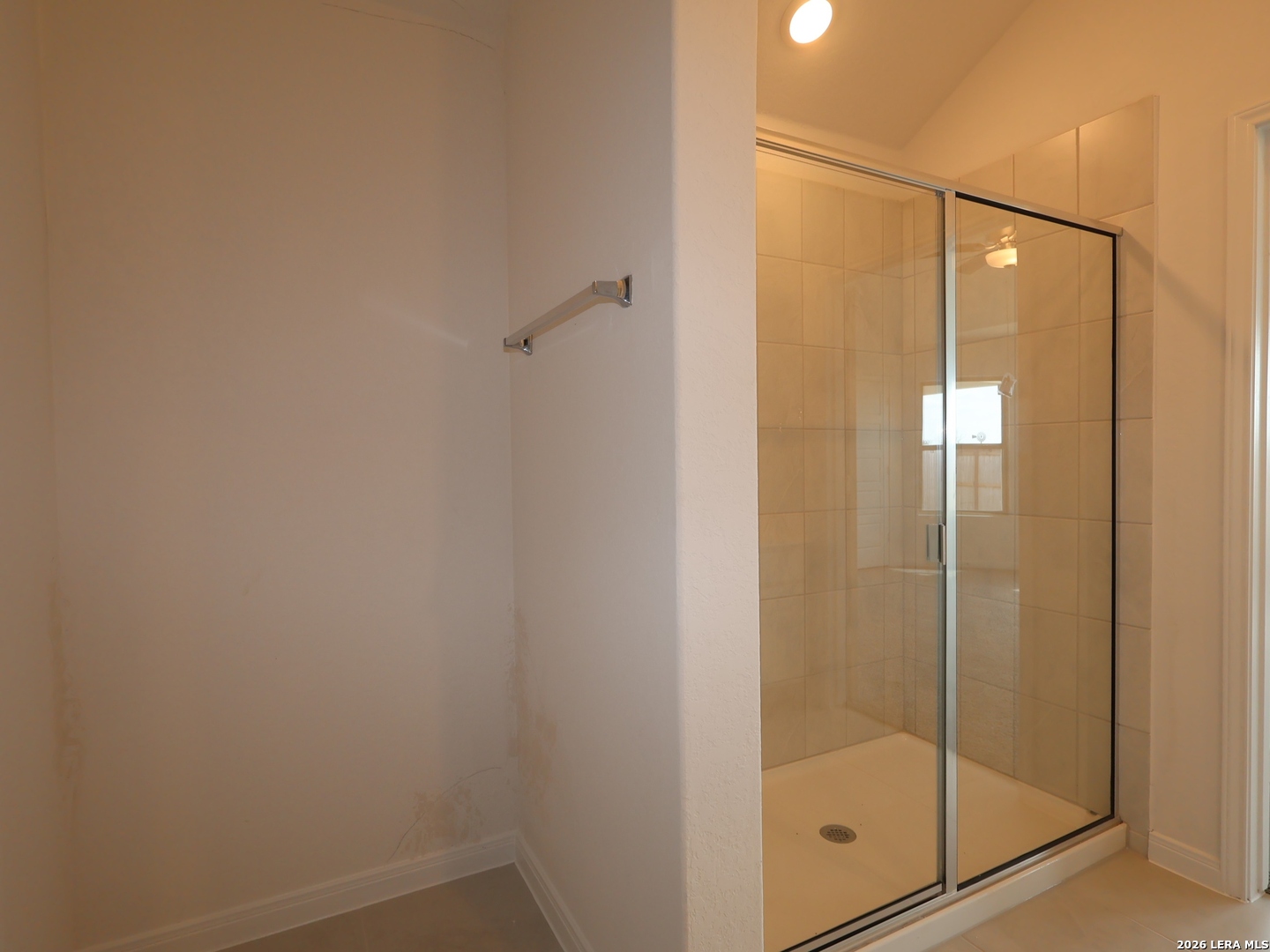 property viewer photo 11