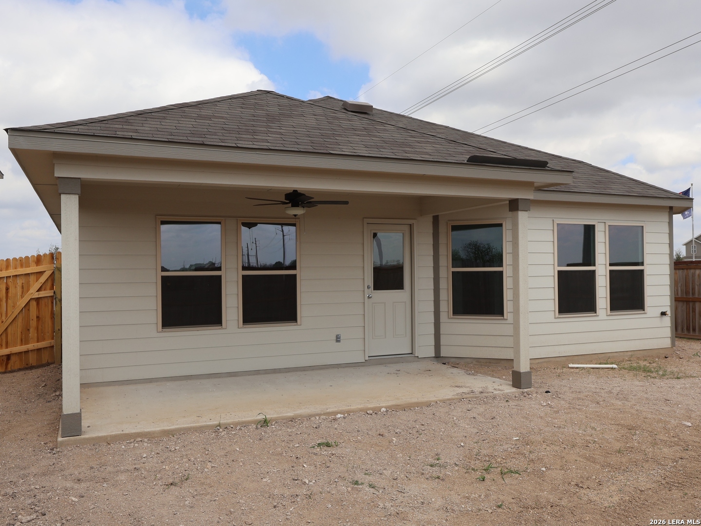 property viewer photo 25