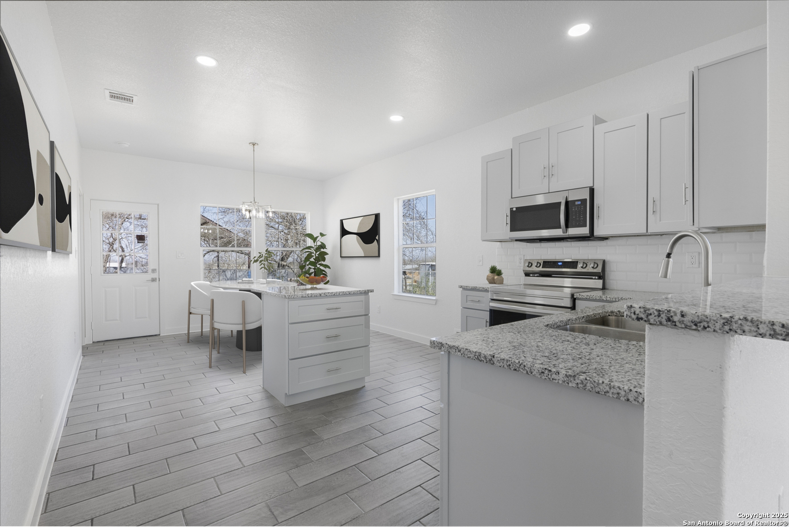 property viewer photo 10