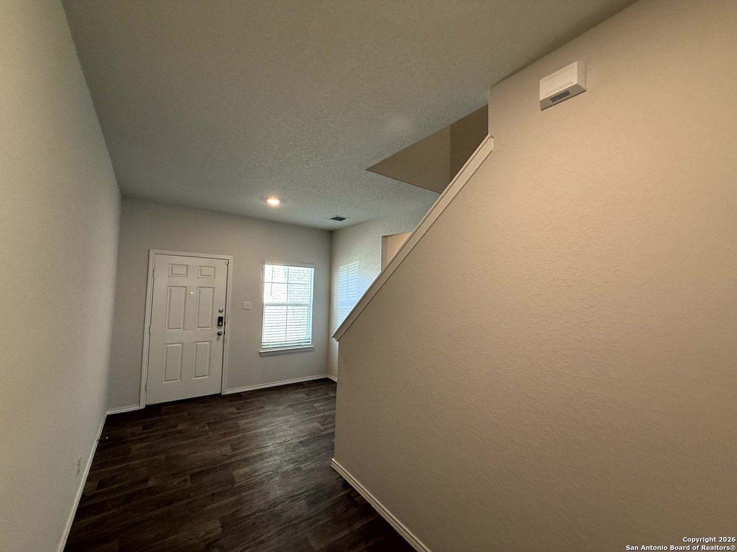 property viewer photo 1