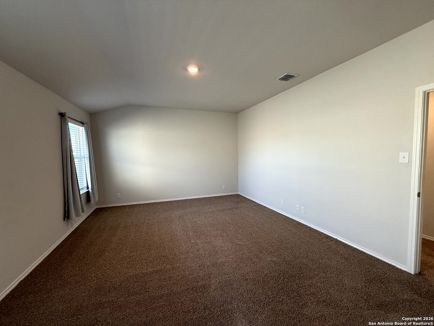 property viewer photo 10