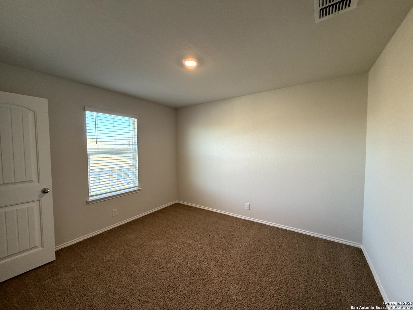 property viewer photo 7