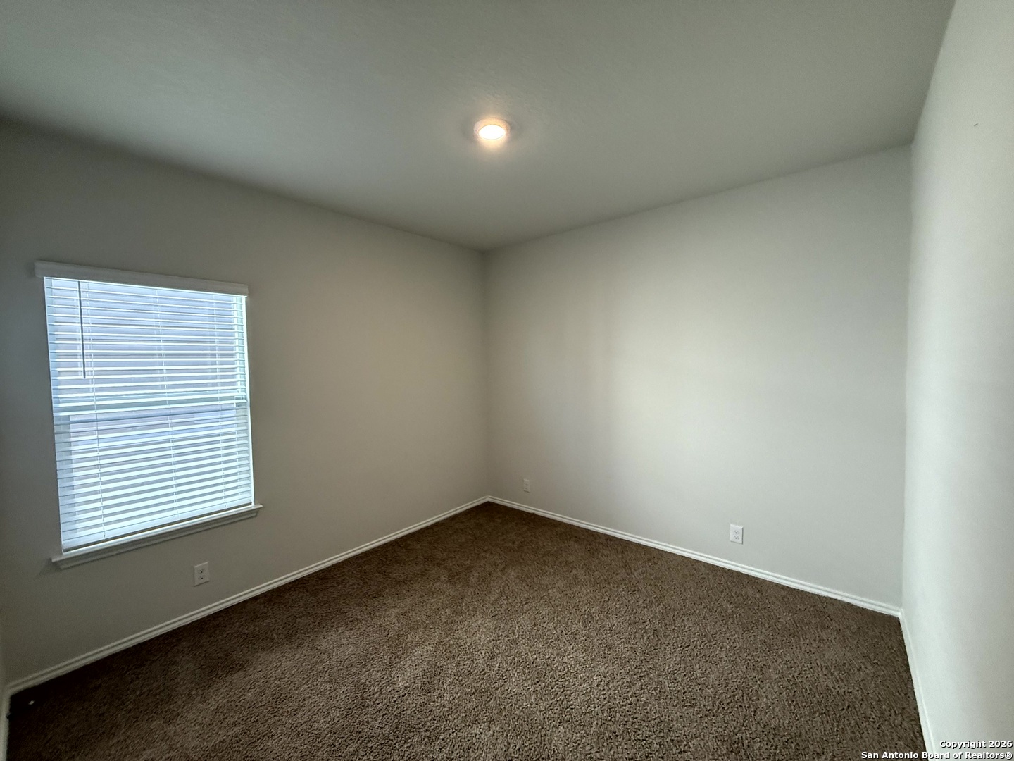 property viewer photo 8