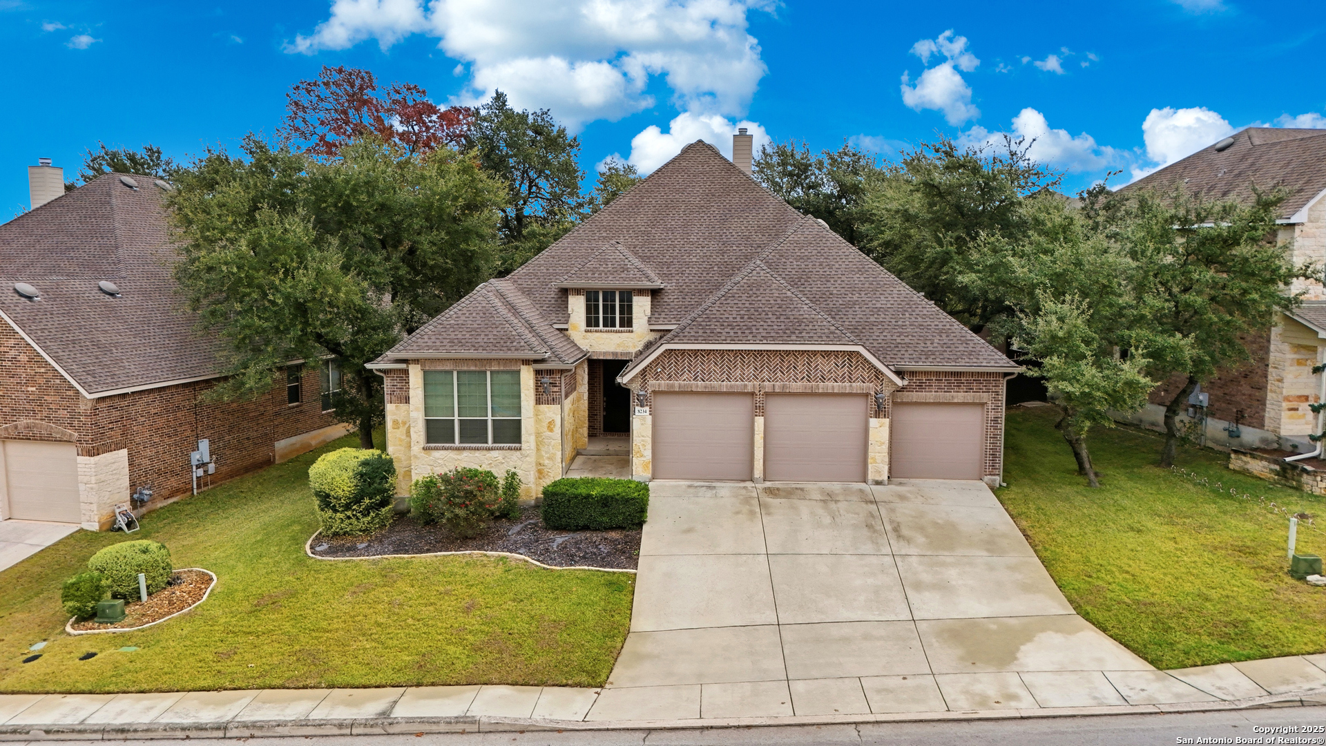 property viewer photo 1