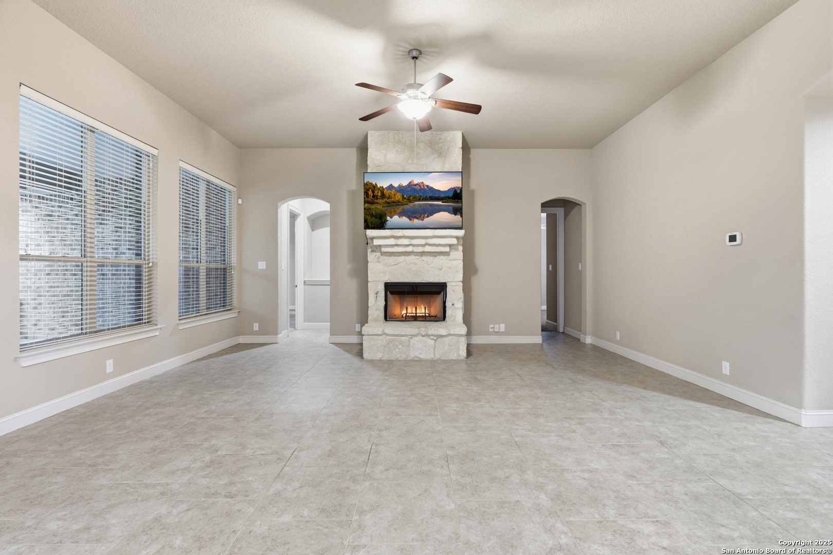 property viewer photo 10