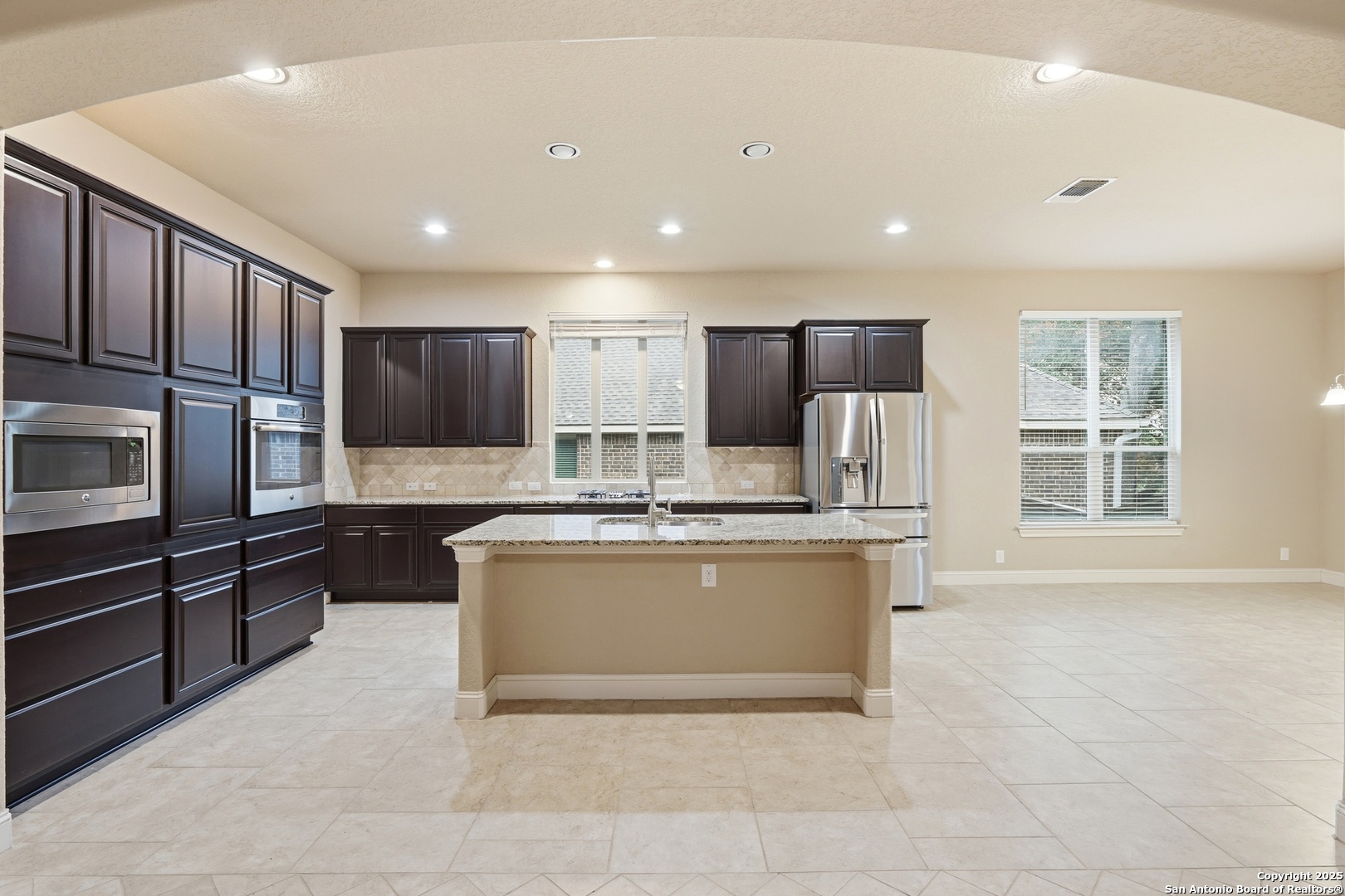 property viewer photo 13