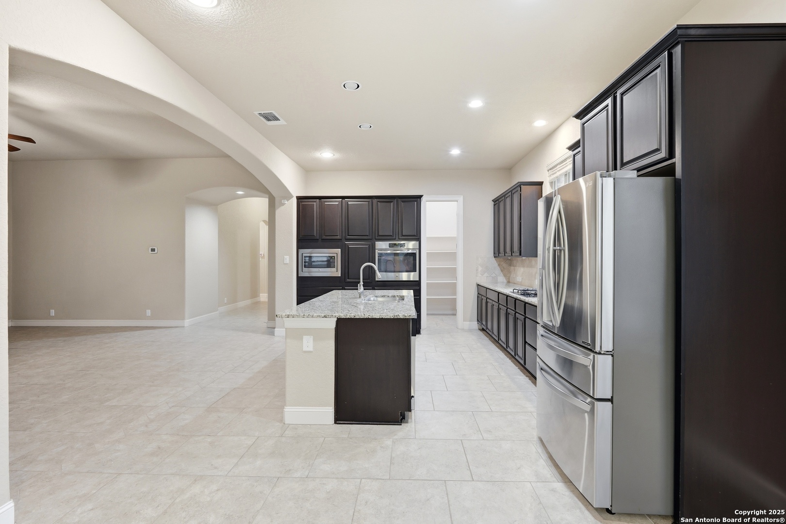 property viewer photo 15