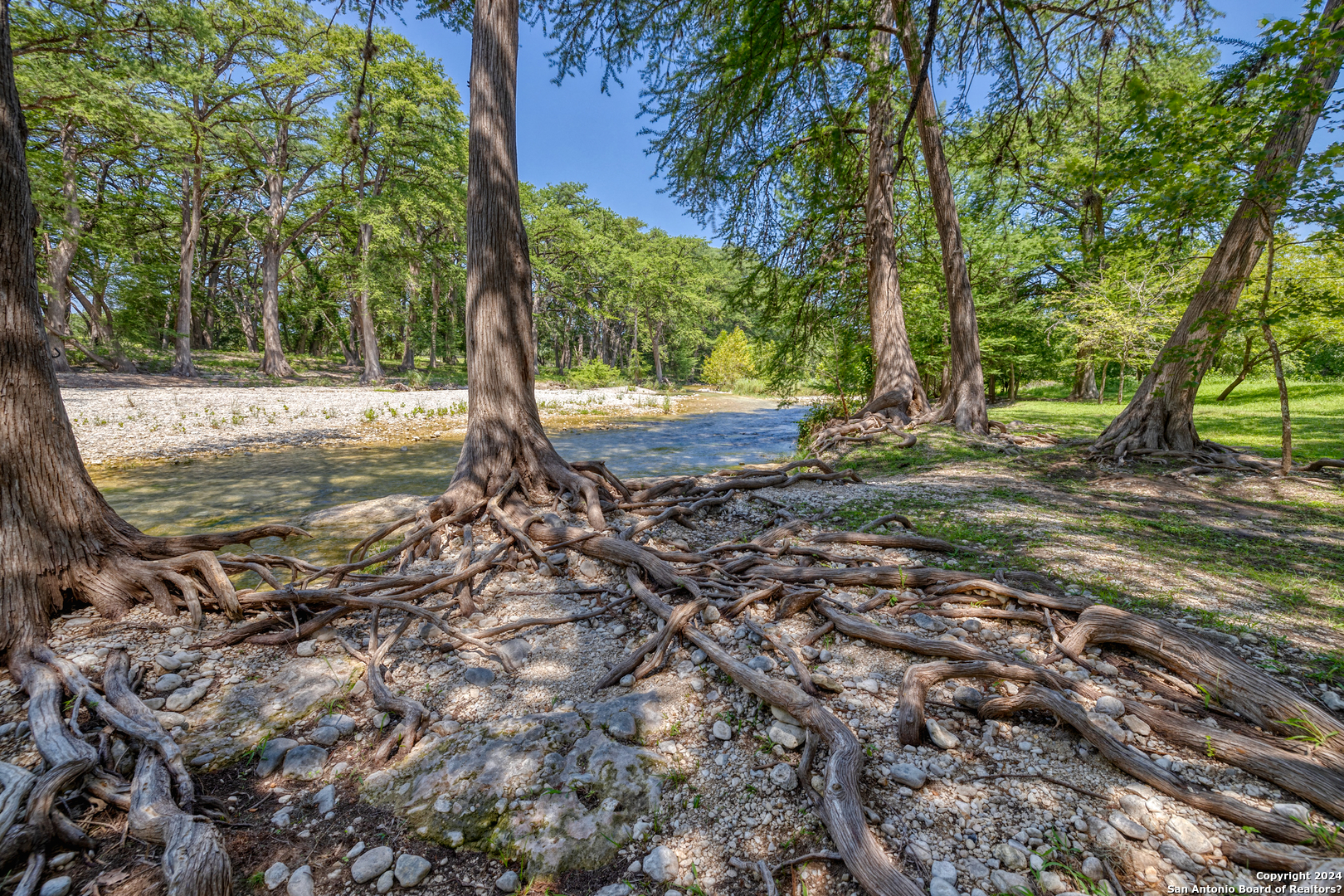 main property photo 47