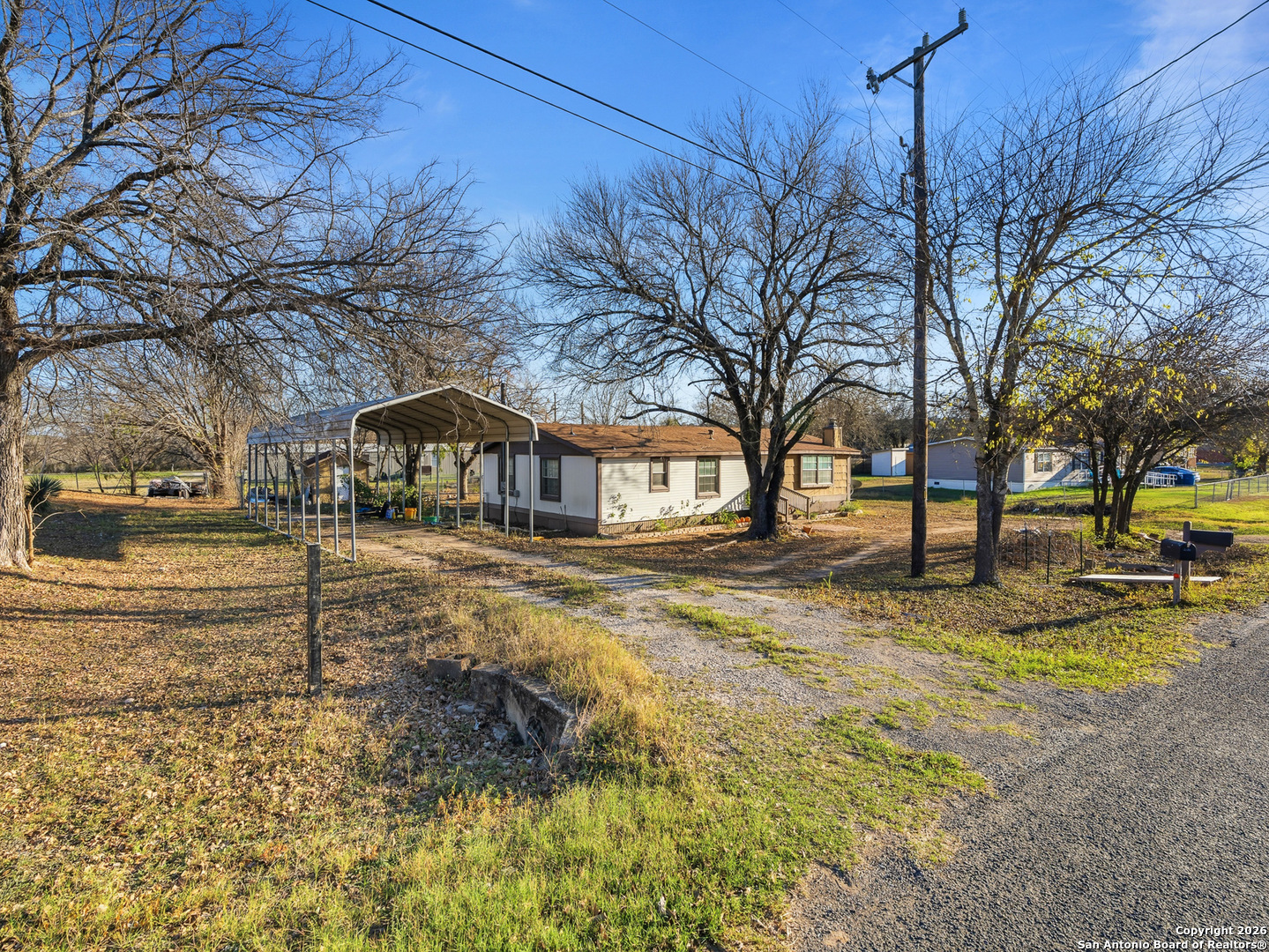 main property photo 2