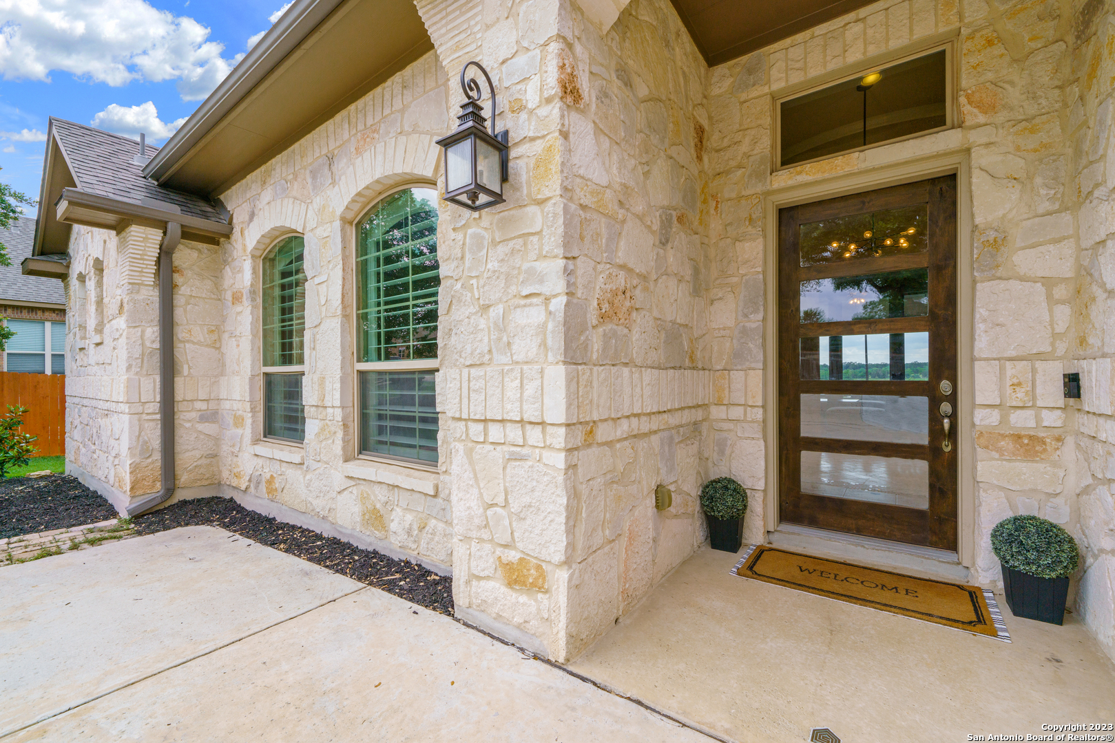 28827 Balcones Crk Boerne TX spa-inspired primary suite single-story Sitterle Balcones Creek luxury interior