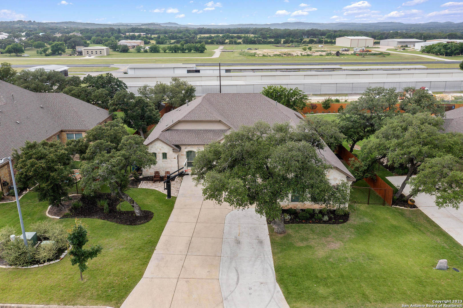 main property photo 51