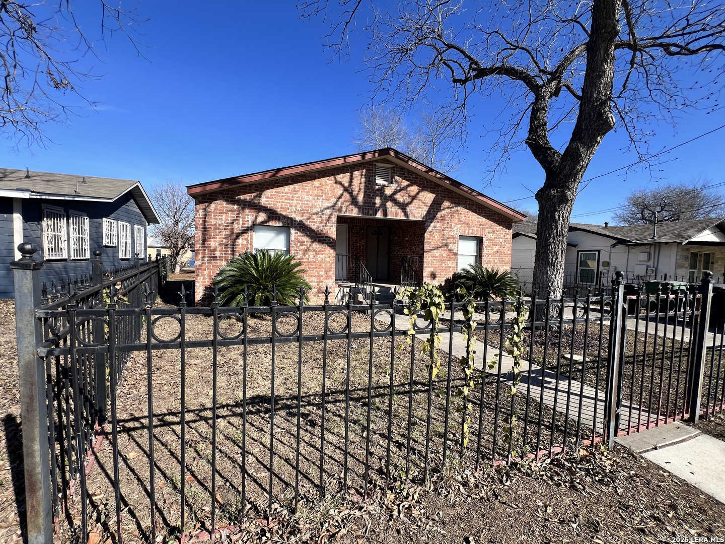 main property photo 2