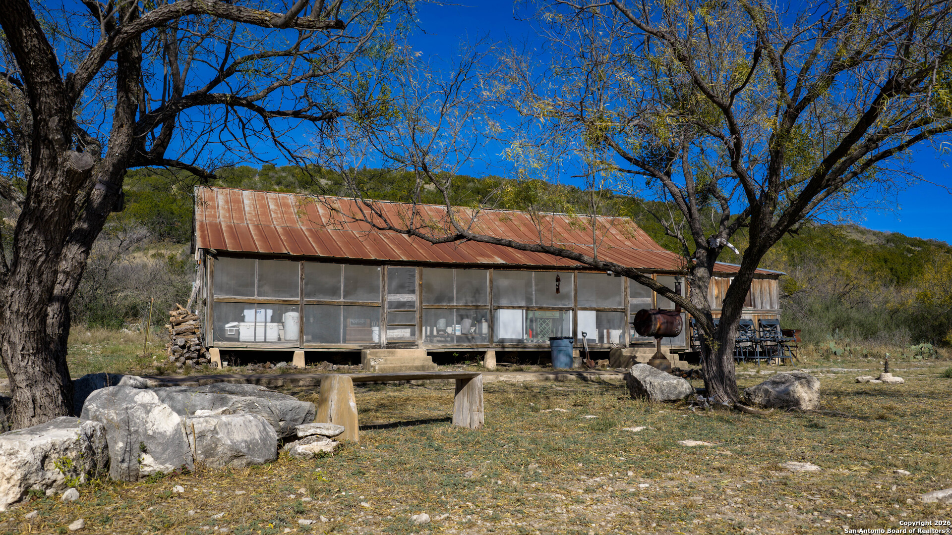 main property photo 26