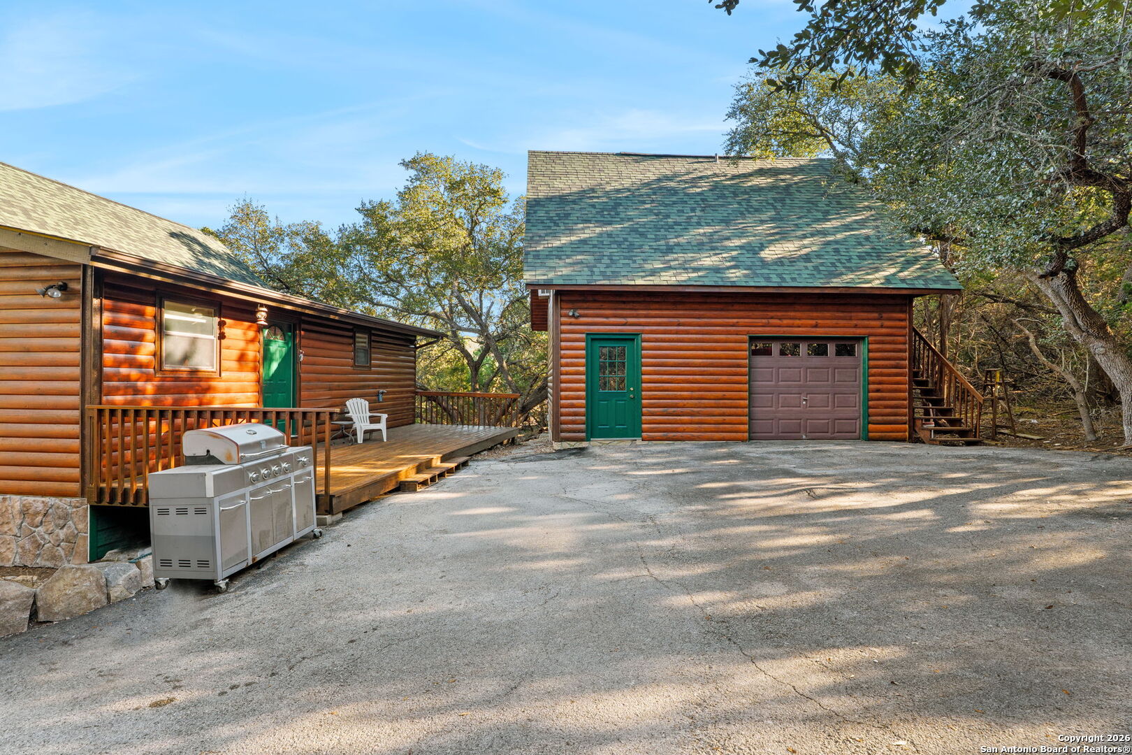 main property photo 22